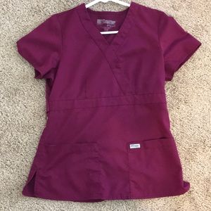 Greys anatomy burgundy scrub top